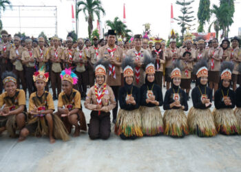 Resmi Lepas Kontingen Kwarda Papua, Plh Gubernur Pesan Jaga Nama Baik Papua