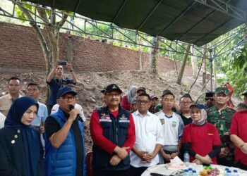 Mensos Gus Ipul: Ketum SMSI Firdaus  Yang Membuat Kami Terperangkap Di Sini