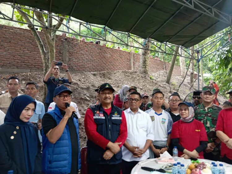 Mensos Gus Ipul: Ketum SMSI Firdaus  Yang Membuat Kami Terperangkap Di Sini