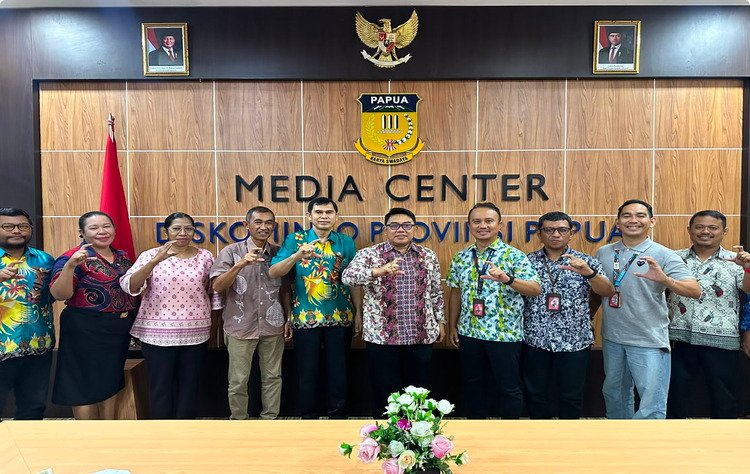 Dinas Kominfo Papua dan Telkomsel Perkuat Kolaborasi Perluas Cakupan Sinyal